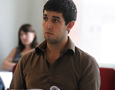 2010 Beruce Khan: as Farhad, Listening